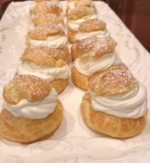 CREAM PUFFS